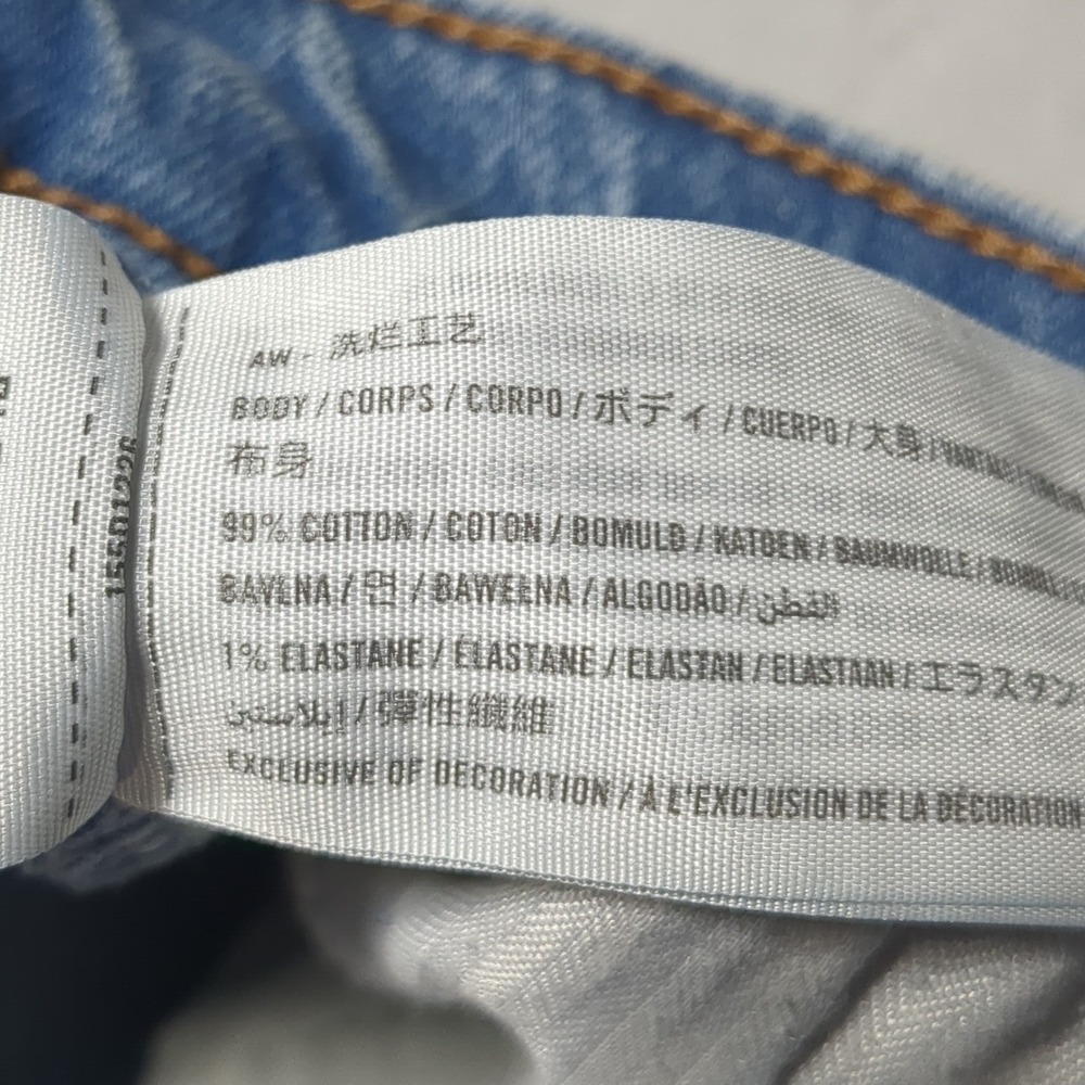 Abercrombie & Fitch The 90s Relaxed Jean High Rise Light Wash Blue Denim 26/2 - Picture 5 of 12